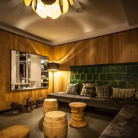 Bollenhuthotel Kirnbacher Hof 4*