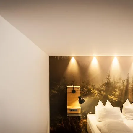 Hotell Bollenhuthotel Kirnbacher Hof 4*