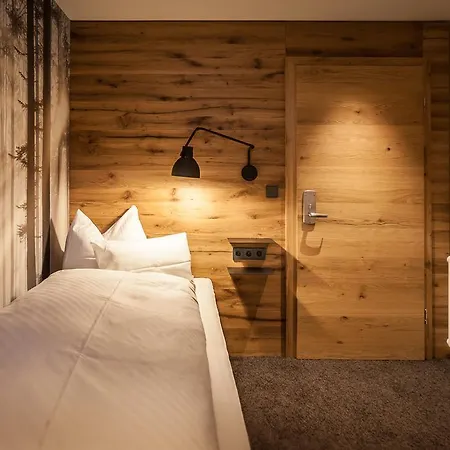 Hotel Bollenhuthotel Kirnbacher Hof 3*