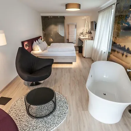 Bollenhuthotel Kirnbacher Hof Hotel 4*
